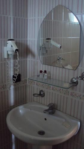 Отель Pointer Hotel