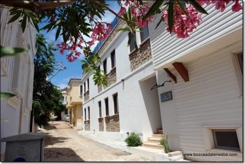 Отель Bozcaada Su Hotel