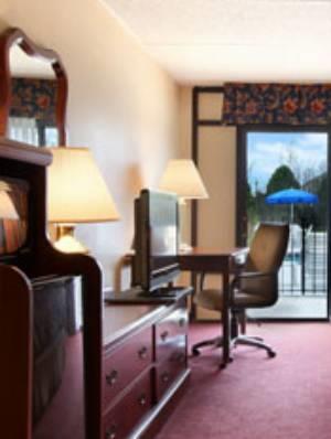 Отель Baymont Inn And Suites Rock Hill
