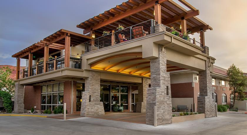 Отель Best Western Plus Canyonlands Inn
