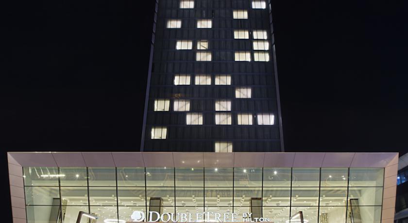 Отель DoubleTree by Hilton Istanbul-Avcilar