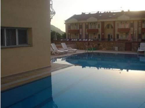 Отель Mut Apart Hotel