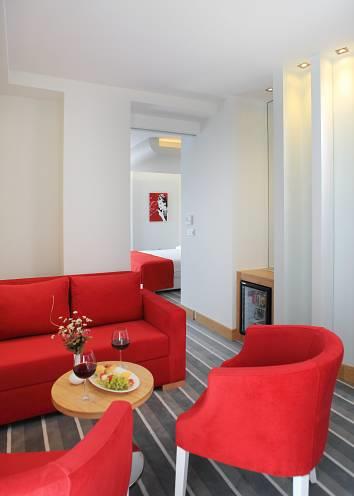 Отель Atik Hotel
