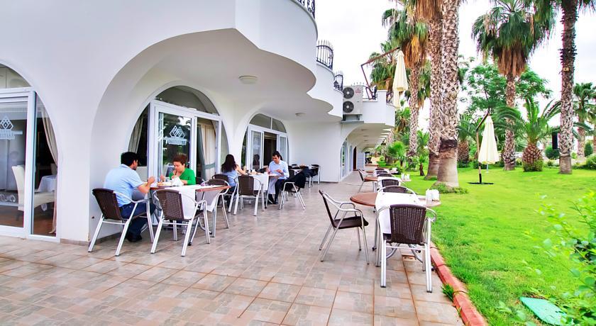 Отель Hotel Sultasa