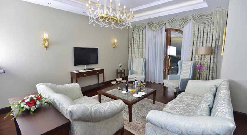Отель Wellborn Luxury Hotel