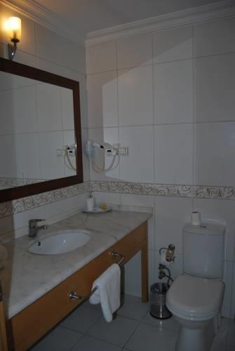 Отель Atherina Hotel