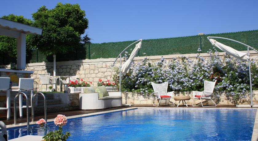 My Adress Hotel