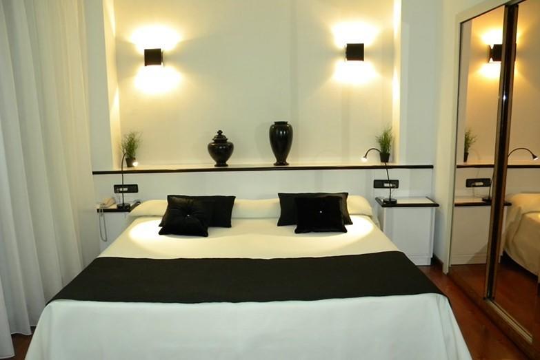 Отель Hotel Air Penedès