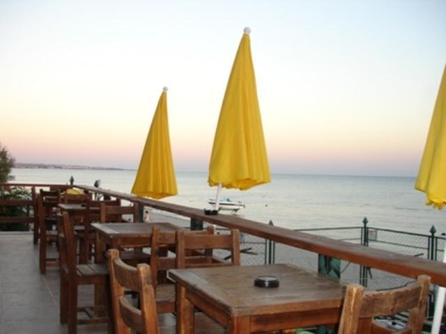Мини-отель Hotel Ennis Inn