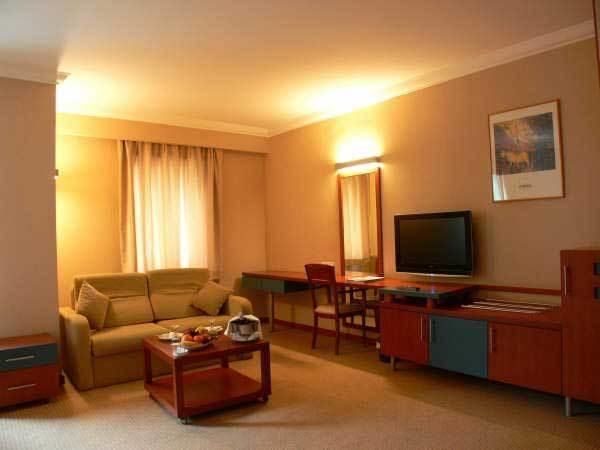 Feronya Hotel