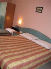 Отель Hotel Danieli La Castellana