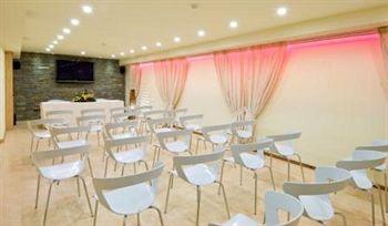 Отель Maison Cly Hotel & Restaurant