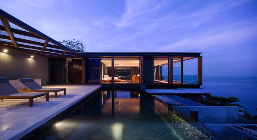 Отель The Naka Phuket