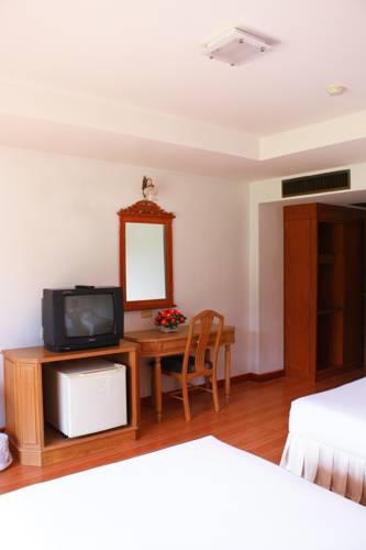 Отель Nan Keereethara Hotel