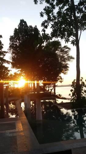 Отель Arawan Krabi Beach Resort
