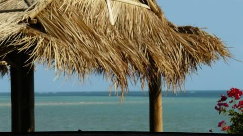 Отель Zoe Frenchy Resort