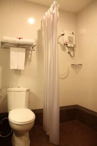 Отель Kuiburi Hotel & Resort