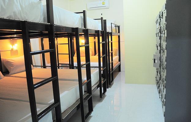Хостел Seventeen Hostel
