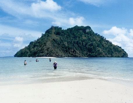Отель Poda Island Resort