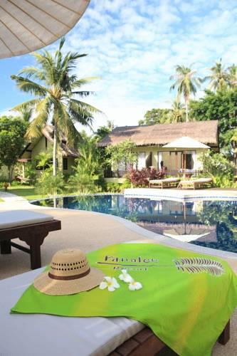 Отель Panalee Resort