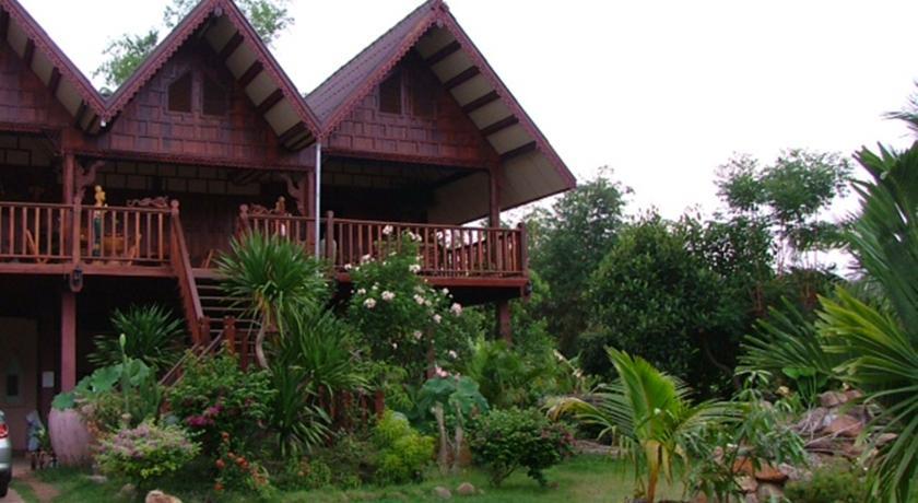 Мини-отель Thai House-Isaan Guesthouse