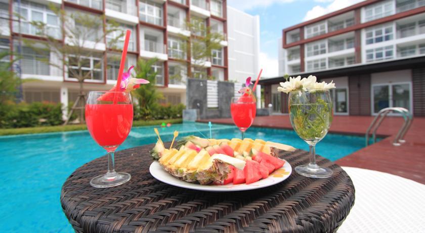 Апартаменты At Sea Condominium
