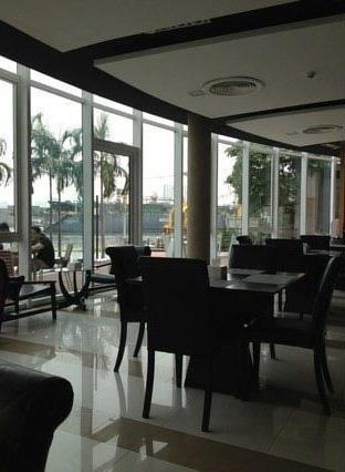 Chao Phraya River Front Villa