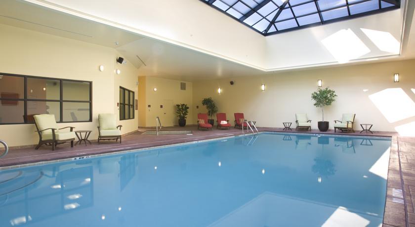 Отель DoubleTree by Hilton Biltmore/Asheville