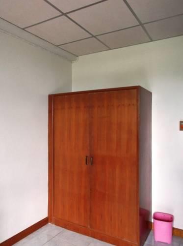 Отель Dumrong Town Hotel