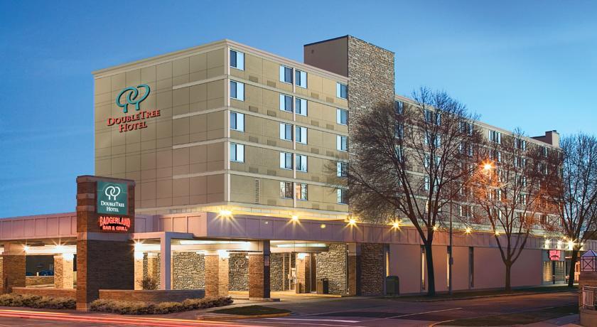 Отель DoubleTree by Hilton Madison