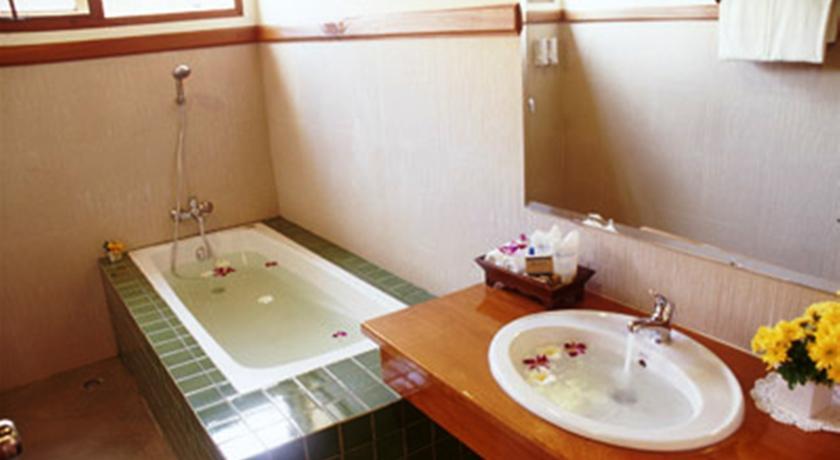 Отель Anandah Beach Resort