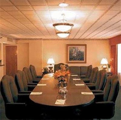 Отель DoubleTree by Hilton New Orleans