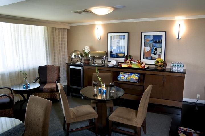 Отель DoubleTree by Hilton Norwalk