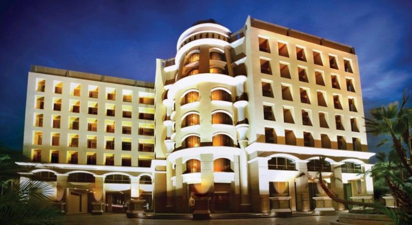 Отель Maleewana Hotel & Resort