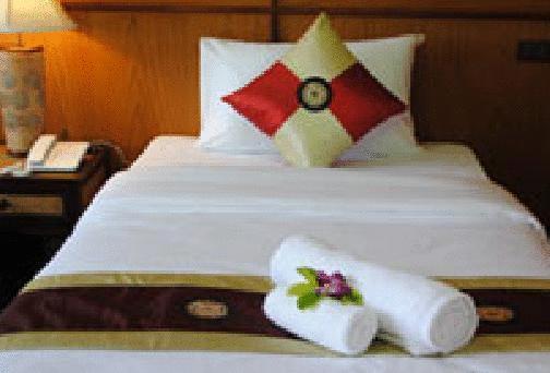 Отель Jaroenrat Resort
