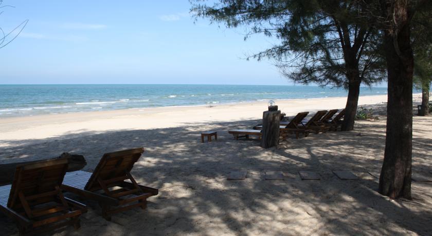 Отель Ao Thai Resort