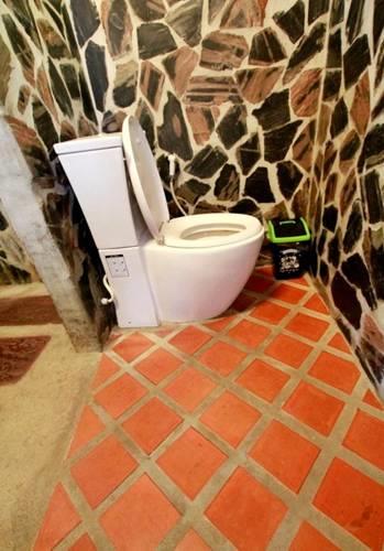Гостевой дом J&J Guesthouse