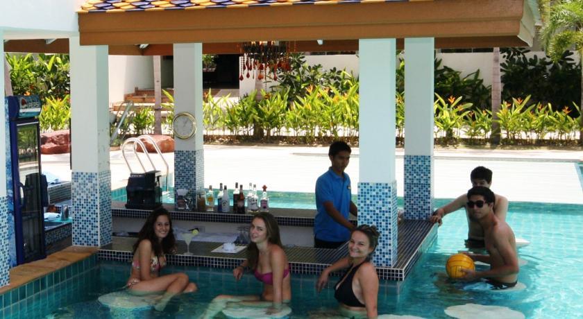 Отель Club Hostel Chalong Beach