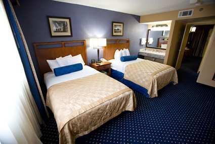 Отель Embassy Suites Austin - Central