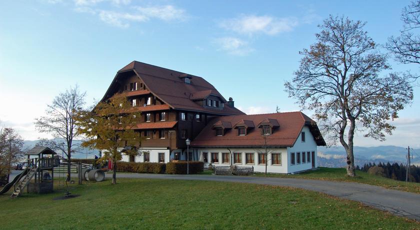 Отель Hotel Kurhaus Heiligkreuz