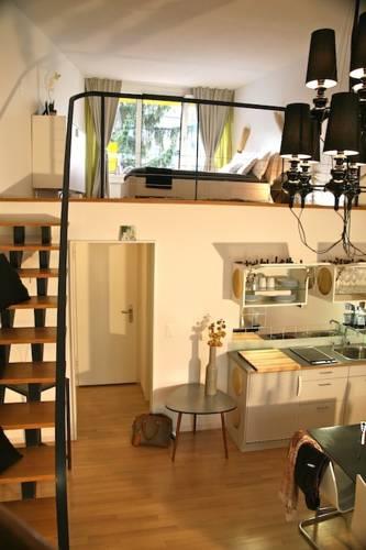 Goldeneye Apartment
