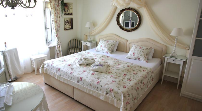Мини-отель Bed and Breakfast Im Röseligarten