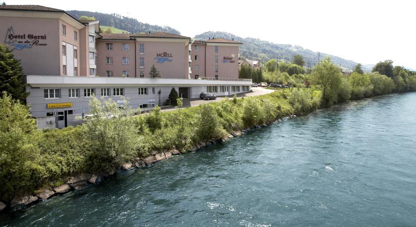 Отель Hotel Garni an der Reuss