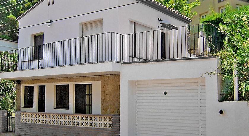 Апартаменты Casa Colera Holiday home