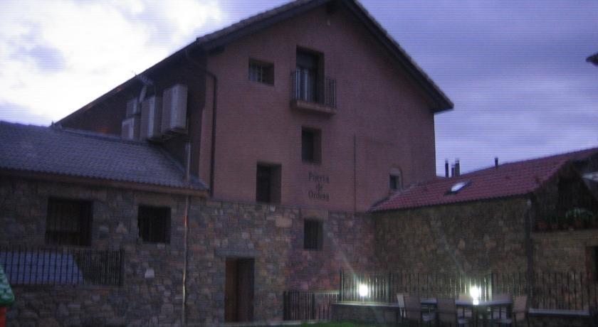 Апартаменты Apartamentos Puerta de Ordesa