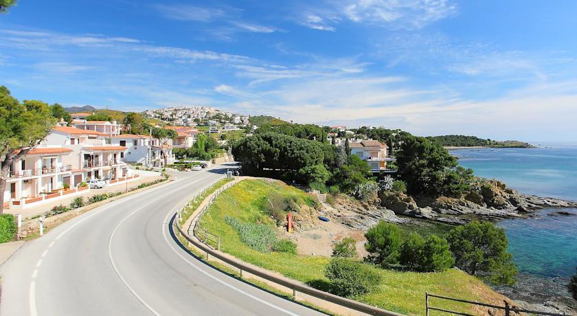 Апартаменты Grifeu Apartment Llançà