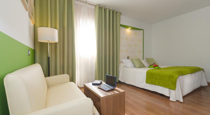 Отель Hotel Apolo