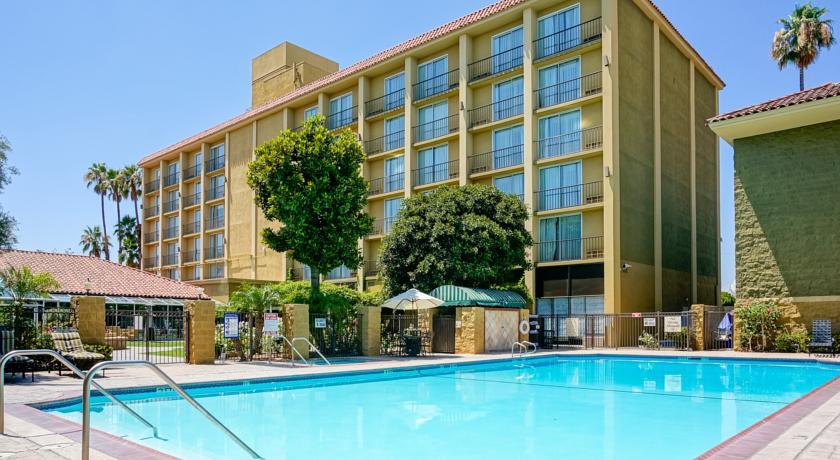 Отель Hotel Fullerton