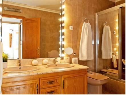 Отель Holiday home Via Roma Binissalem