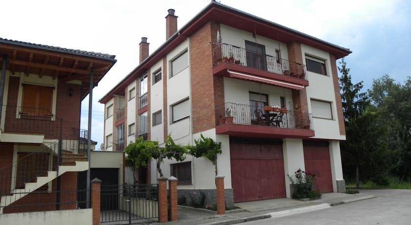 Апартаменты Apartamentos Hermanas Sallan